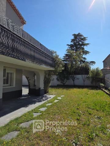 Maison Montélimar 7 pièces 181 m2