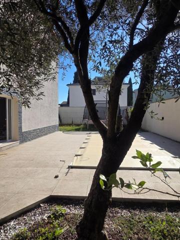 Maison Montélimar 7 pièces 181 m2