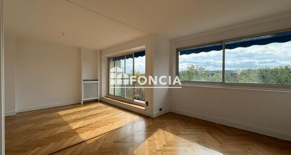 Location Appartement 4 pièces 106 m² - Caluire-et-cuire 69300