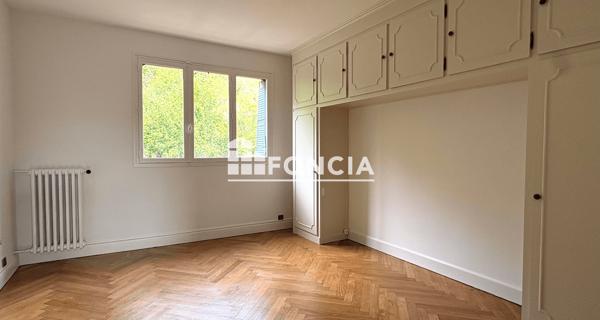 Location Appartement 4 pièces 106 m² - Caluire-et-cuire 69300