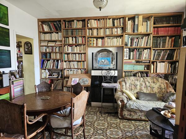 Maison
         5 pièces
        - 84 m² 499 000 € *