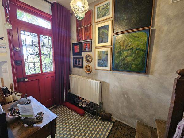 Maison
         5 pièces
        - 84 m² 499 000 € *