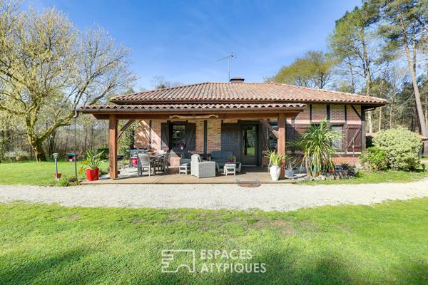 Propriété landaise en bordure de forêt
