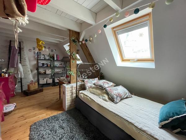 Charmante maison en pierre à vendre dans le centre-bourg de Ambon