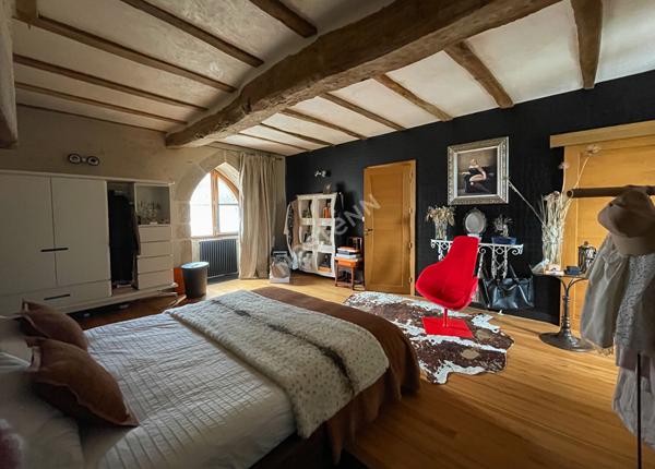 Charmante maison en pierre à vendre dans le centre-bourg de Ambon