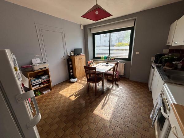 Immeuble à PLEUCADEUC, 56140 - 160m²