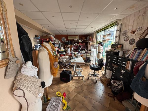Immeuble à PLEUCADEUC, 56140 - 160m²