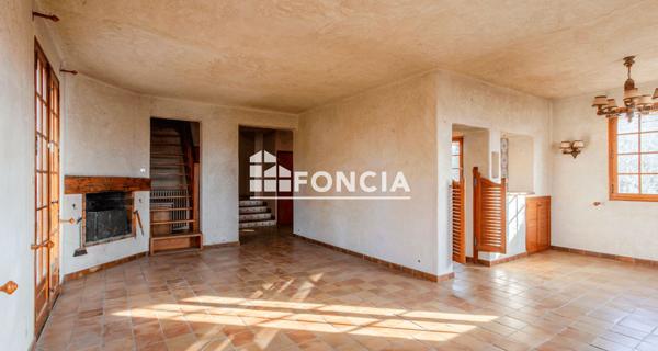 À vendre Maison 5 pièces 130 m² - Pélissanne 13330