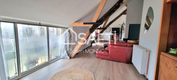 Corps de Ferme de 270 m² habitable Avec dépendances