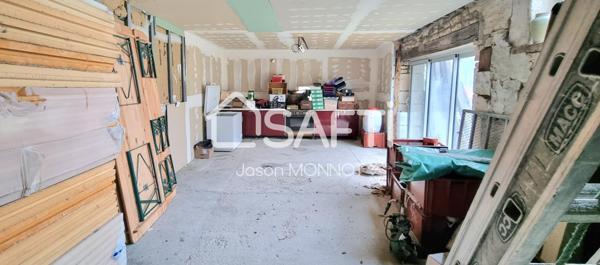 Corps de Ferme de 270 m² habitable Avec dépendances