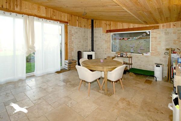 Maison à vendre |  Saint-Astier |  4 pièces | 111 m²