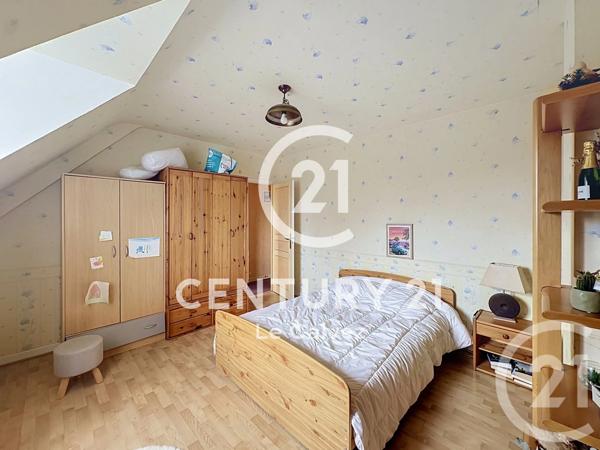 Maison à vendre  6 pièces - 170,50 m 2   MOUSTERU  - 22