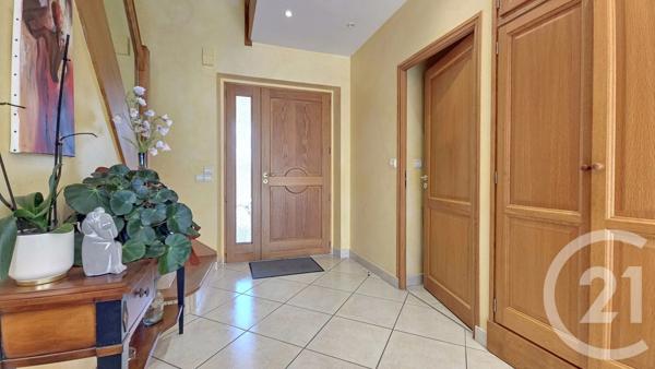 Maison à vendre  7 pièces - 185 m 2   SURZUR  - 56