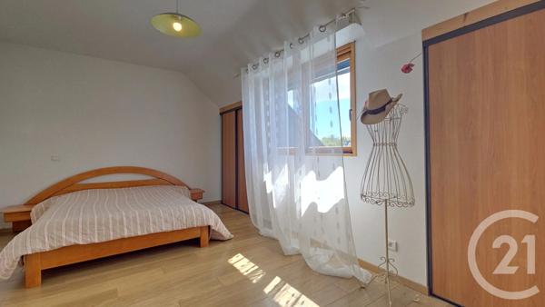 Maison à vendre  7 pièces - 185 m 2   SURZUR  - 56
