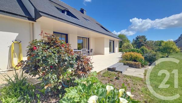 Maison à vendre  7 pièces - 185 m 2   SURZUR  - 56