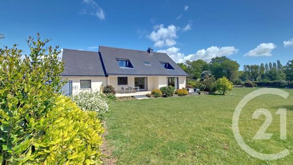 Maison à vendre  7 pièces - 185 m 2   SURZUR  - 56