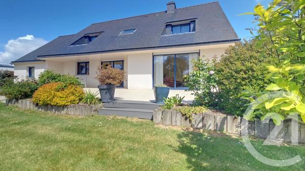 Maison à vendre  7 pièces - 185 m 2   SURZUR  - 56