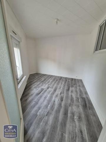 Appartement à louer 2 pièces 35.22m² Douai (59500)