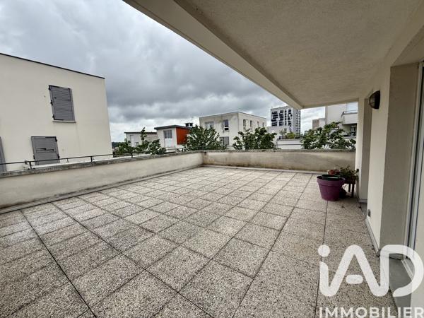 Location appartement 4 pièces 92 m² Villemomble