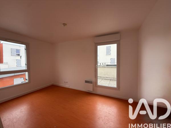 Location appartement 4 pièces 92 m² Villemomble