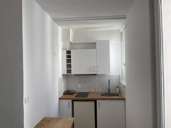 Appartement Paris 1 pièce(s) 23 m2