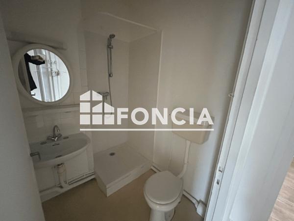 Location Appartement 2 pièces 29.94 m² - 8 RUE FAUTRAS Brest 29200