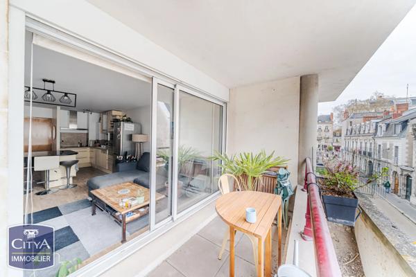 Appartement à vendre 2 pièces 57.09m² Tours (37000)
