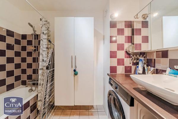 Appartement à vendre 2 pièces 57.09m² Tours (37000)