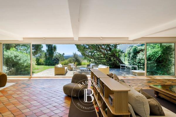 Saint-Martin-de-Seignanx, Maison 6 Chambres -  703 m² à vendre