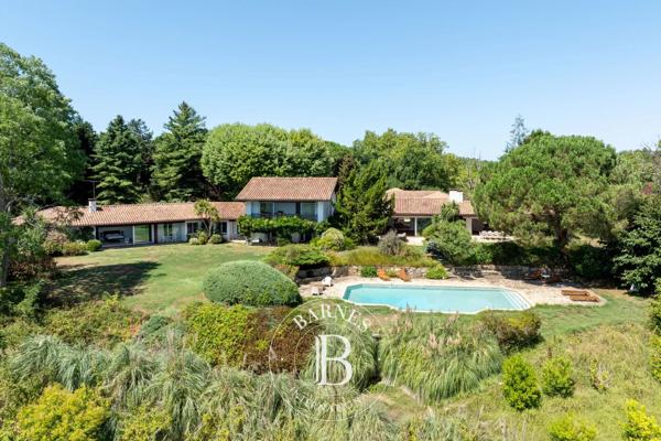 Saint-Martin-de-Seignanx, Maison 6 Chambres -  703 m² à vendre