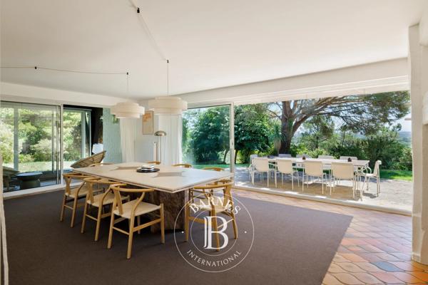 Saint-Martin-de-Seignanx, Maison 6 Chambres -  703 m² à vendre