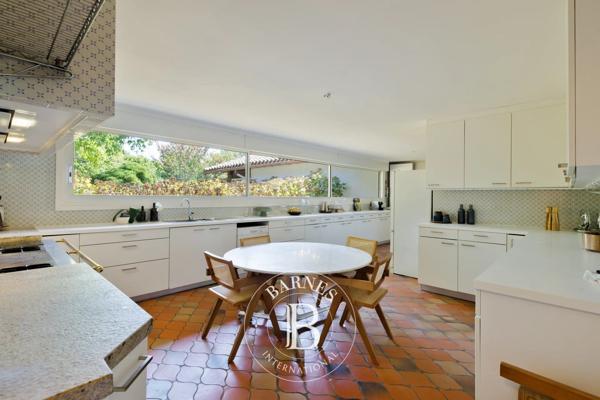 Saint-Martin-de-Seignanx, Maison 6 Chambres -  703 m² à vendre
