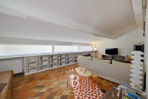 Saint-Martin-de-Seignanx, Maison 6 Chambres -  703 m² à vendre