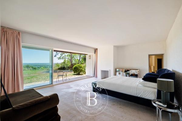 Saint-Martin-de-Seignanx, Maison 6 Chambres -  703 m² à vendre