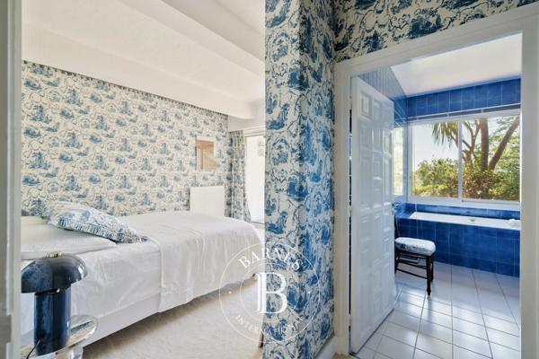Saint-Martin-de-Seignanx, Maison 6 Chambres -  703 m² à vendre