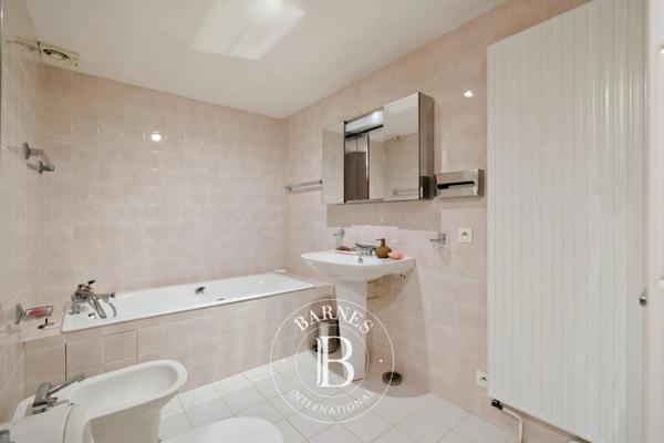 Saint-Martin-de-Seignanx, Maison 6 Chambres -  703 m² à vendre
