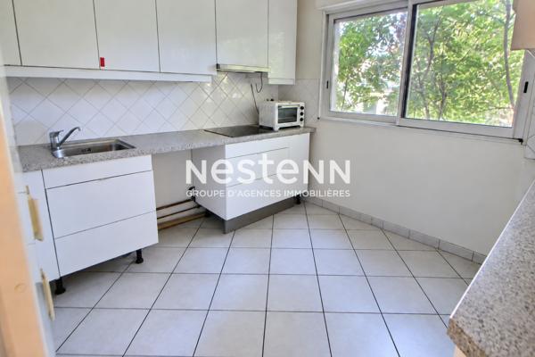 NESTENN ? CENTRE-VILLE ? AU CALME ? MAISON DE PLAIN-PIED ? JARDIN PLEIN SUD ? SOUS-SOL COMPLET