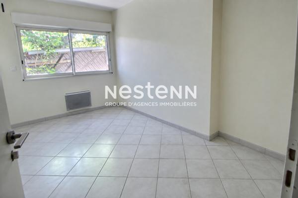 NESTENN ? CENTRE-VILLE ? AU CALME ? MAISON DE PLAIN-PIED ? JARDIN PLEIN SUD ? SOUS-SOL COMPLET