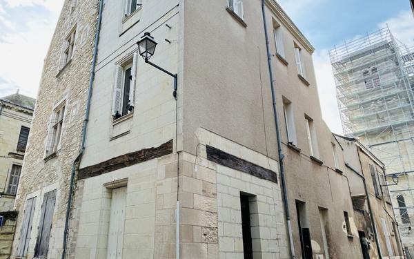 Immeuble à vendre    6 pièces •  Châtellerault