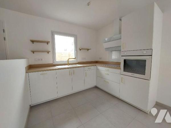 A VENDRE - RENNES (35)   Dans le quartier Francisco Ferrer,  Maison neuve 2024 de 108 m²  + gar...
