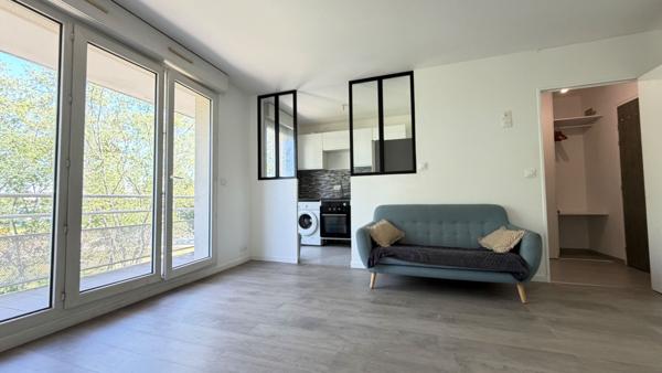Appartement 2 pièces à louer à Évry Courcouronnes - Récent et lumineux