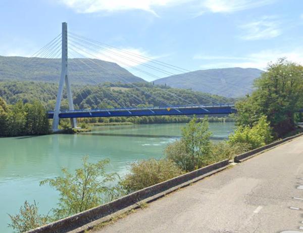 Appartement T3 avec balcon à vendre à Seyssel 01 avec vue Rhône