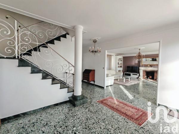 Maison à vendre 10 pièces 198 m² Gagny