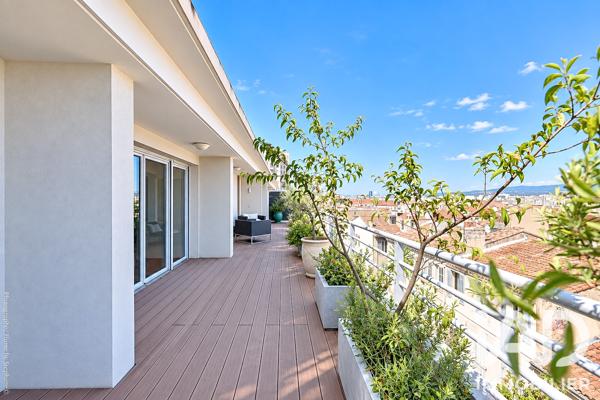 Appartement (prestige) à vendre 5 pièces 170 m² Marseille 6