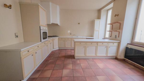 Maison en pierre 228 m² avec piscine