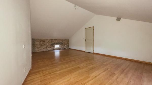 Maison en pierre 228 m² avec piscine