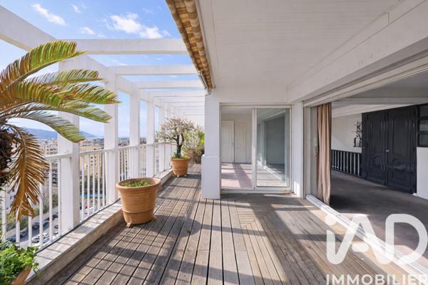 Appartement à vendre 5 pièces 204 m² Marseille 8
