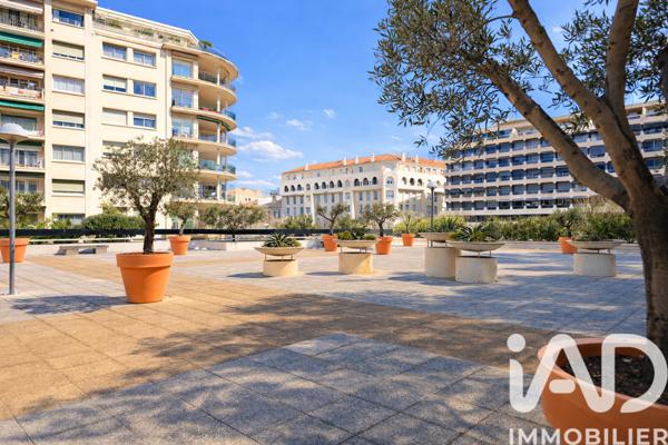 Appartement à vendre 5 pièces 204 m² Marseille 8