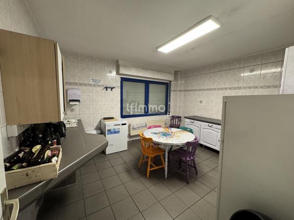 local 30 pièces 3280 m² Ungersheim Haut-Rhin