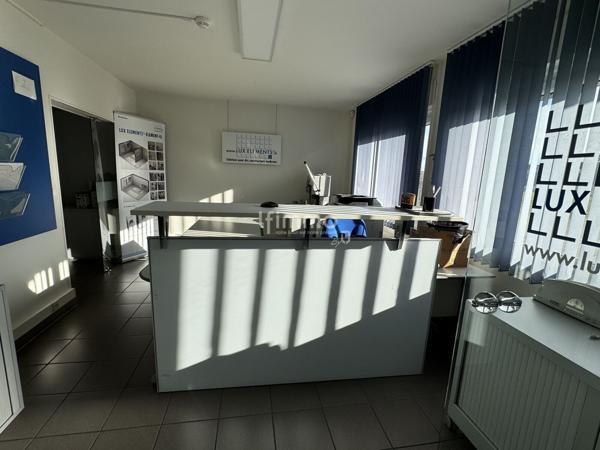 local 30 pièces 3280 m² Ungersheim Haut-Rhin